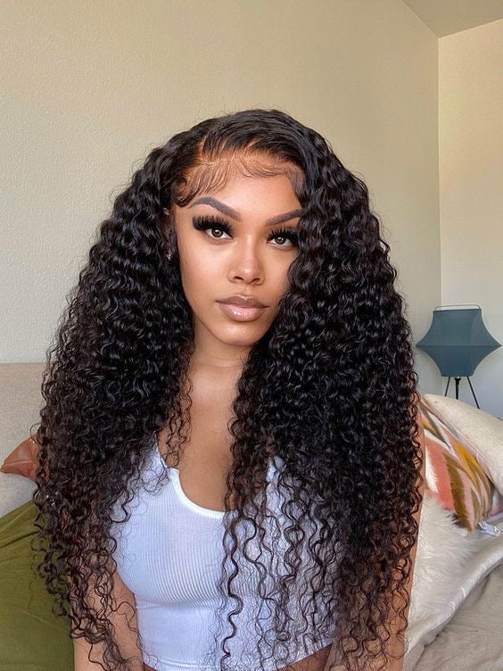 Kinky Luxe – Voluminous Curly 20”Wig